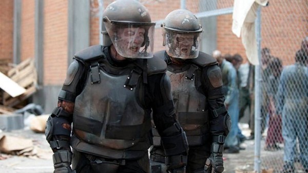 The Walking Dead Riot Gear Walkers