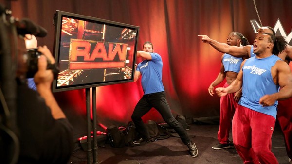 raw set smackdown