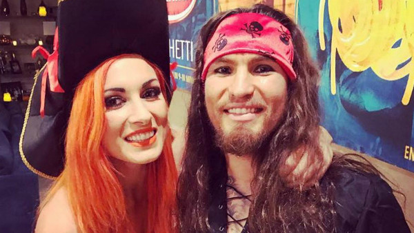 Becky Lynch Luke Sanders