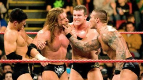 Orton Triple H 2009 Royal Rumble