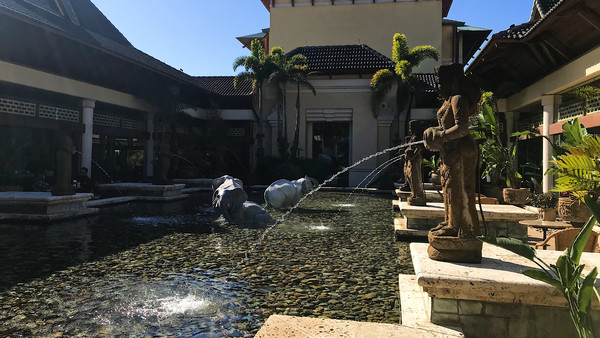 Universal Orlando Royal Pacific