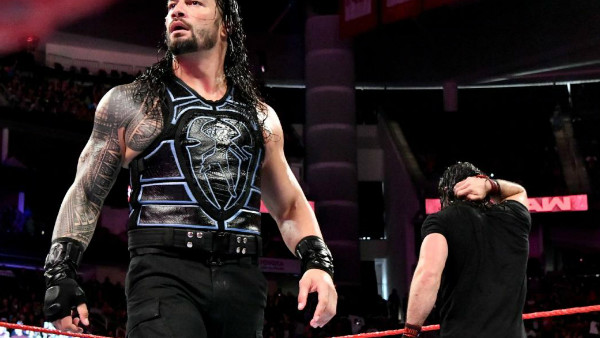 Seth Rollins Roman Reigns