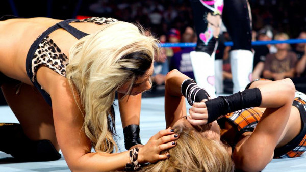 AJ Lee Natalya Kaitlyn