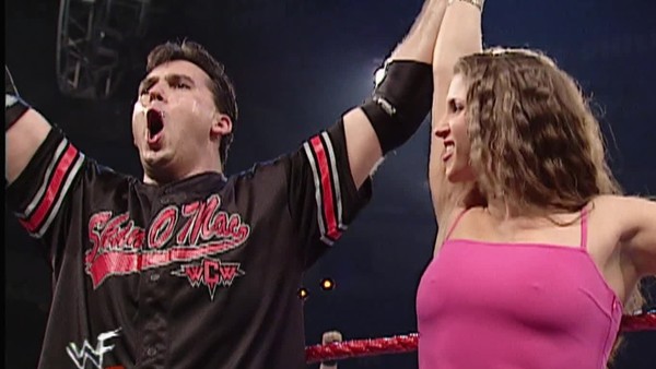 Triple H Stephanie McMahon