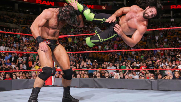 Drew McIntyre Seth Rollins