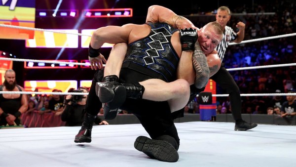brock lesnar roman reigns