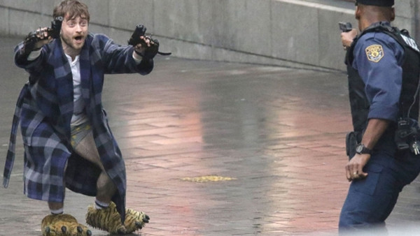 Daniel Radcliffe Guns Akimbo