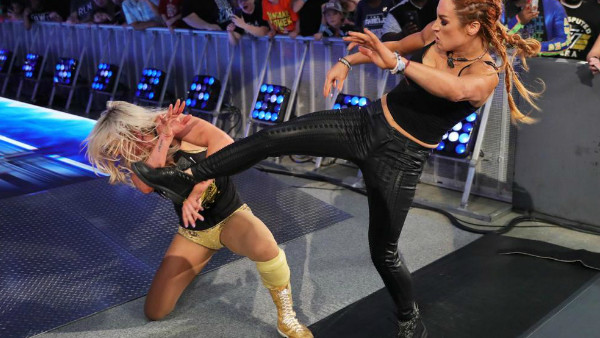 Becky Lynch Charlotte Flair