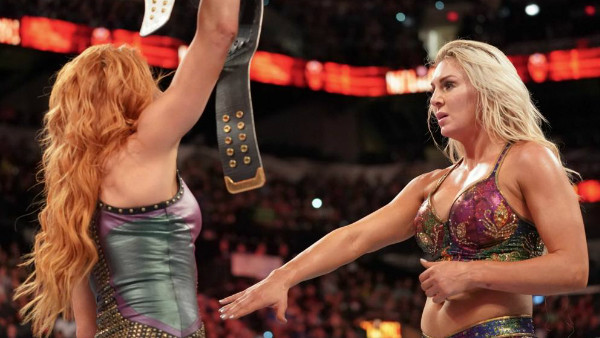 Becky Lynch Charlotte Flair