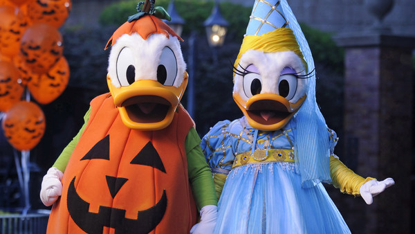 Donald Duck Daisy Duck MNSSHP Disney World