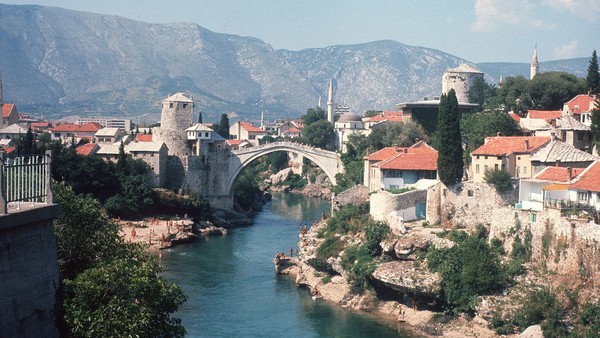 1920px Stari Most 1974