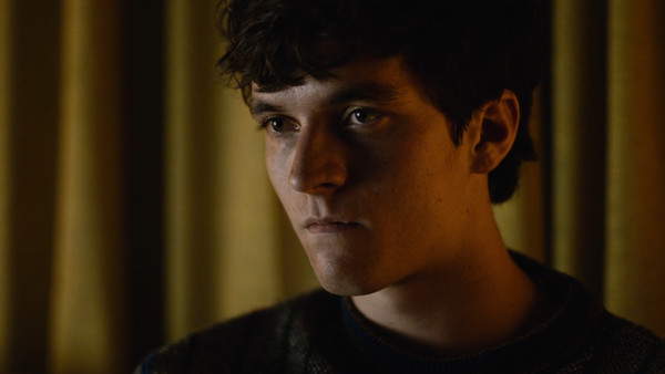 Black Mirror Bandersnatch Fionn Whitehead