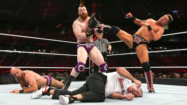 WWE Royal Rumble 2019 The Miz Shane McMahon The Bar