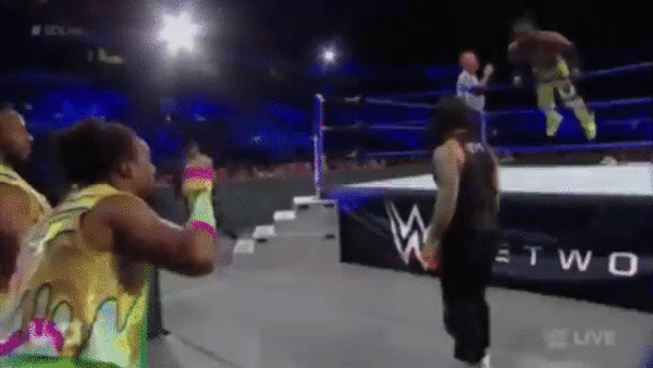 Kofi Kingston Springboard Tope Con Hilo Jimmy Uso