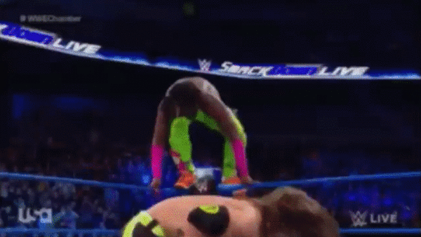 Kofi Kingston Diving Body Splash AJ Styles