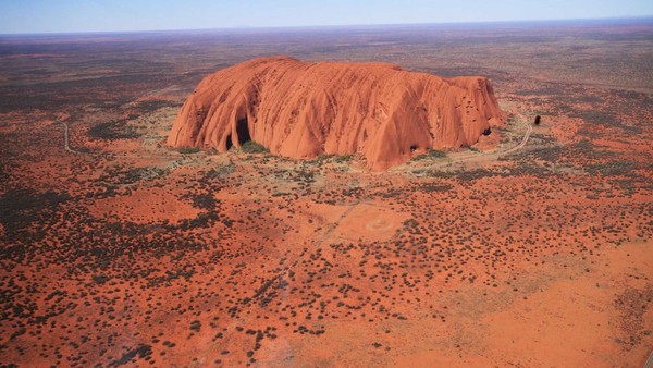 Uluru Ayers Rock Australia Outback Northern Territory Desert Rock Nature 670489