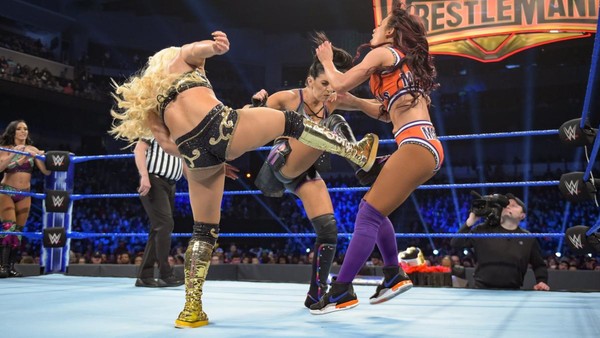 Sonya Deville Mandy Rose Carmella