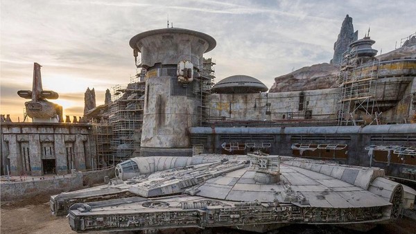 Star Wars Galaxy's Edge
