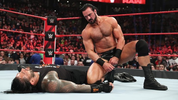 drew mcintyre roman reigns