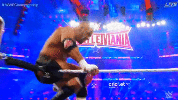 WrestleMania 32 Triple H Roman Reigns Diving Knee Drop