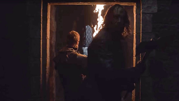 Game of Thrones Daenerys Iron Throne