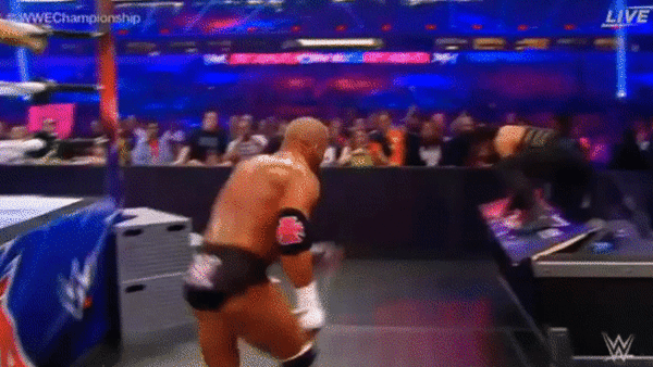 WrestleMania 32 Triple H Roman Reigns Neckbreaker