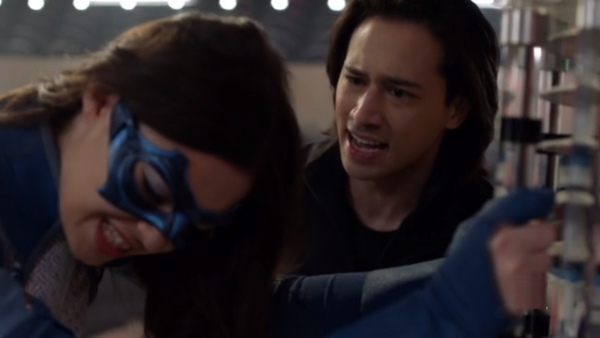 Supergirl Brainiac 5 Brainy Nia