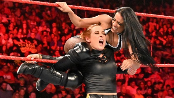 Becky Lynch Zelina