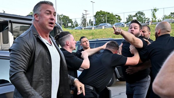 Shane McMahon Kevin Owens