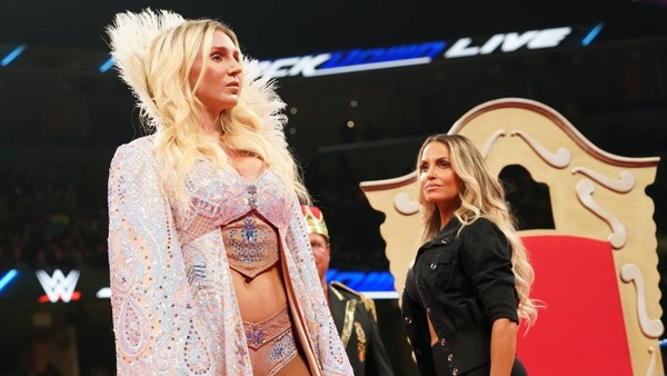 Trish Stratus Charlotte Flair