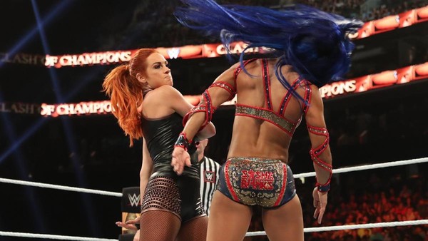 Becky Lynch Sasha Banks