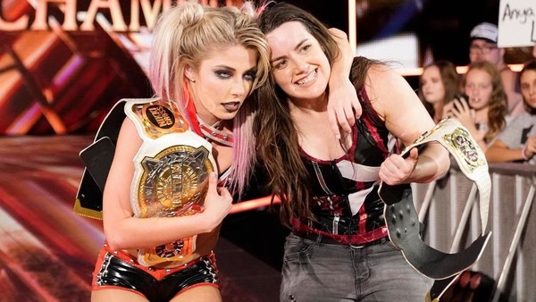 alexa bliss nikki cross