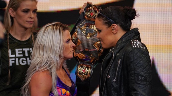 Candice LeRae Shayna Baszler