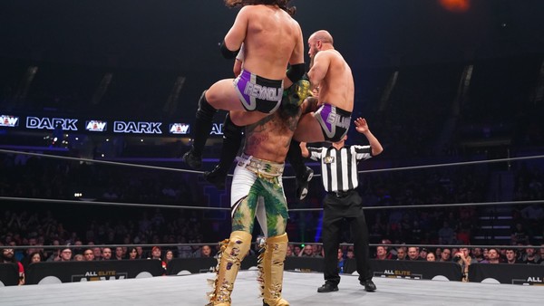Luchasaurus jobbers