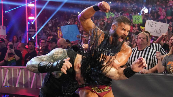 Roman Reigns Robert Roode