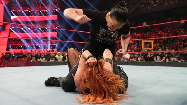 Shayna Baszler Becky Lynch
