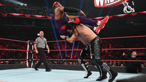 Seth Rollins Angelo Dawkins