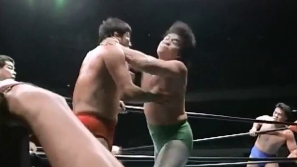 Akira Taue Mitsuharu Misawa