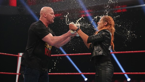 Steve Austin Becky Lynch