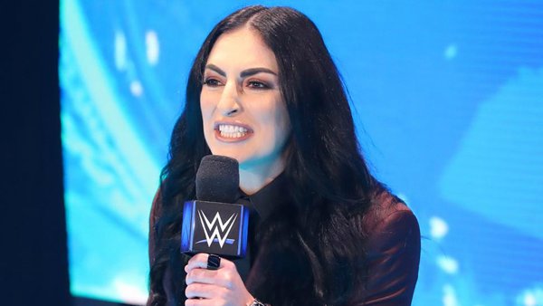 Sonya Deville