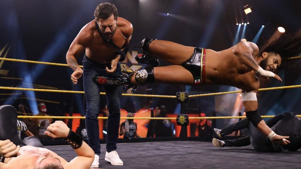 Santos Escobar Breezango