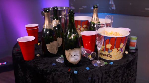 SmackDown WWE Champions Lounge