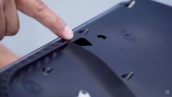 ps5 vacuum holes