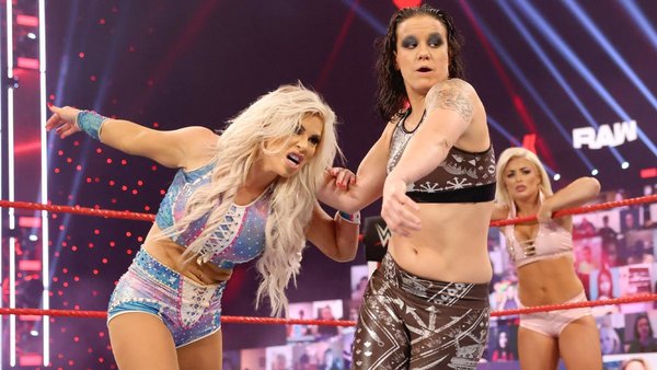 Dana Brooke Shayna Baszler