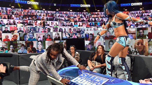 Sasha Banks Nia Jax Shayna Baszler Reginald