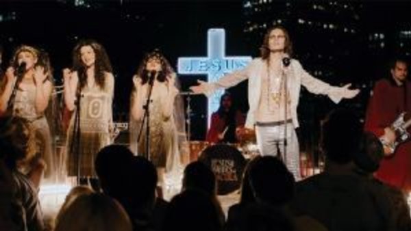 Under The Silver Lake (2018) - Jesus and the Brides of Dracula