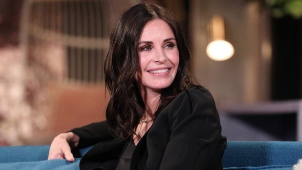 Courteney Cox friends reunion