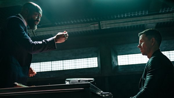 Infinite Mark Wahlberg Chiwetel Ejiofor
