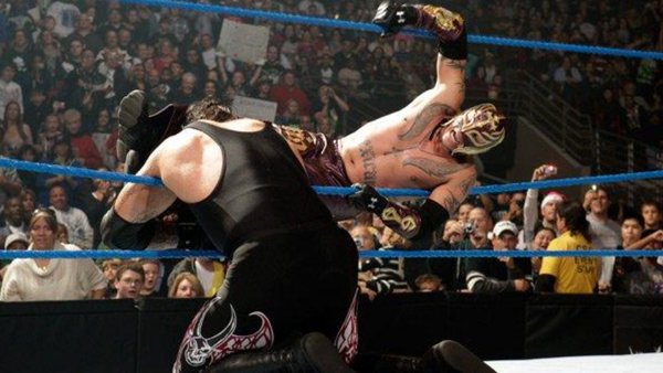 Rey Mysterio The Undertaker 2010 Injury