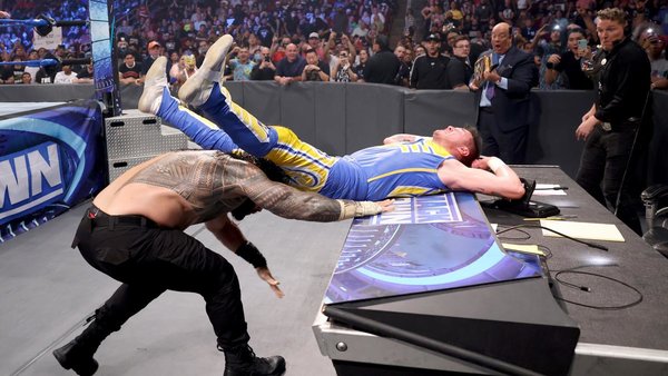 Roman Reigns Dominik Mysterio
